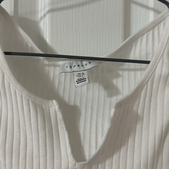 TOPSHOP Cropped Tank - Picture 2 of 4